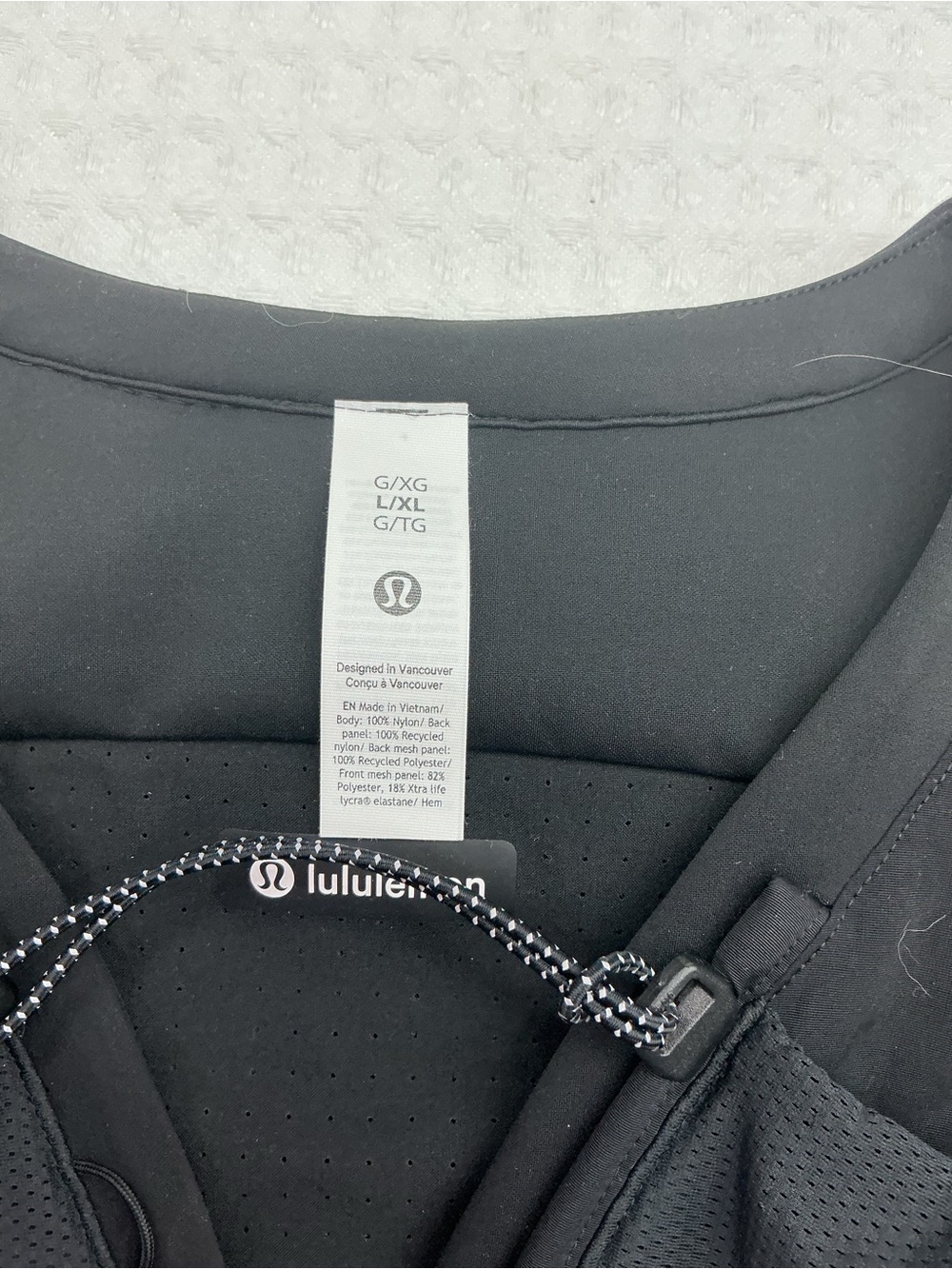 lululemon athletica Black Women's Fast and Free Trail Running Vest - Picture 4 of 9